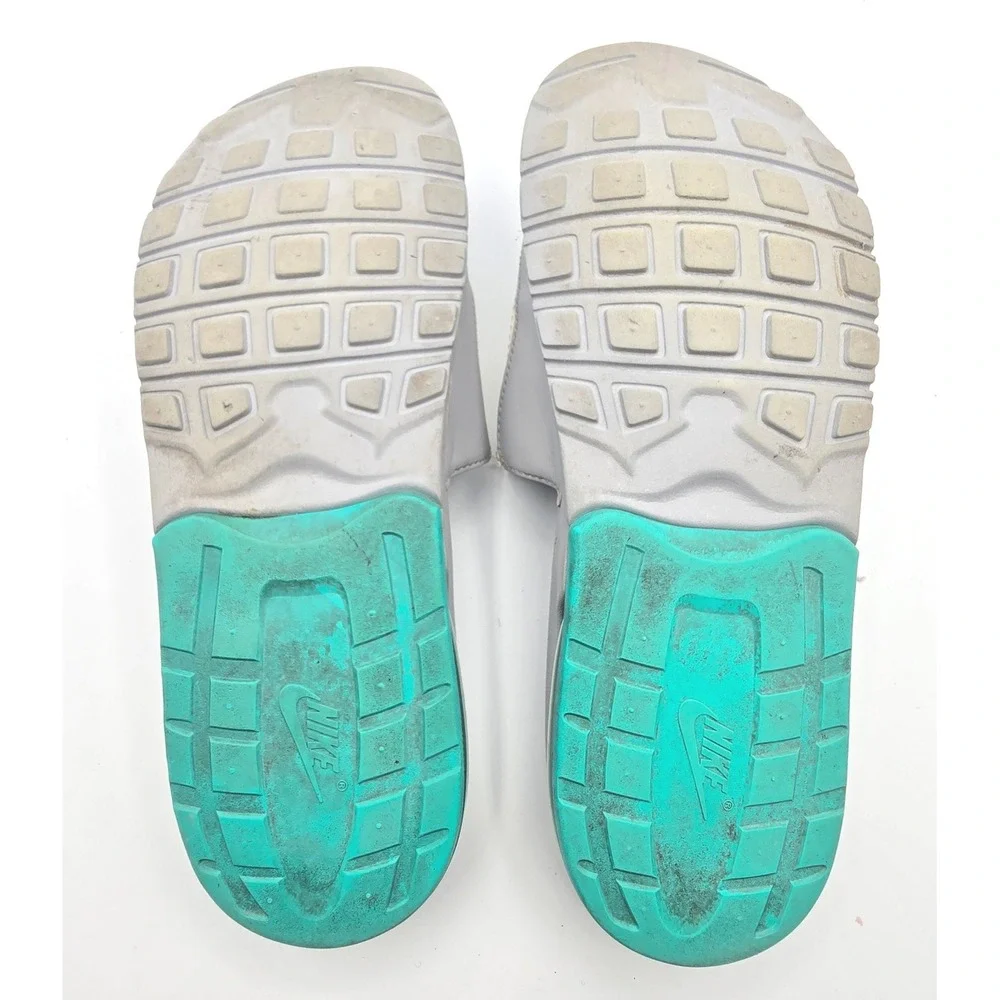 Nike Air Max Camden Slide Womens Hyper Grape BQ4633-003 Size 10